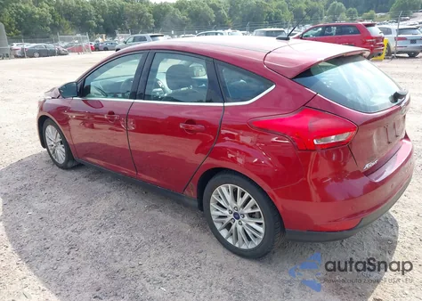 2017 Ford Focus Titanium z USA, uszkodzony, nr VIN 1FADP3N22HL302561